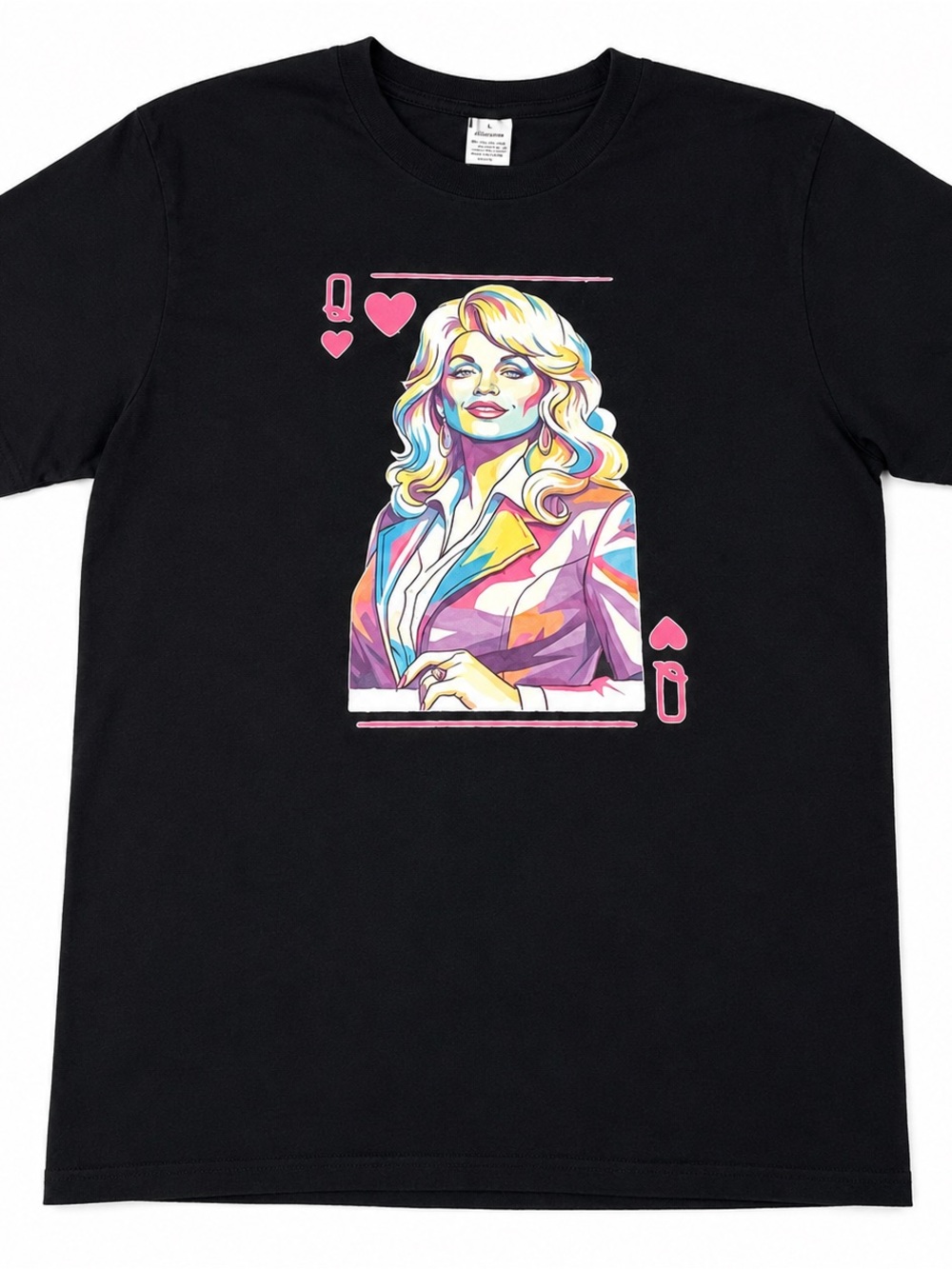 Dolly Parton Queen of Hearts graphic T-shirt!